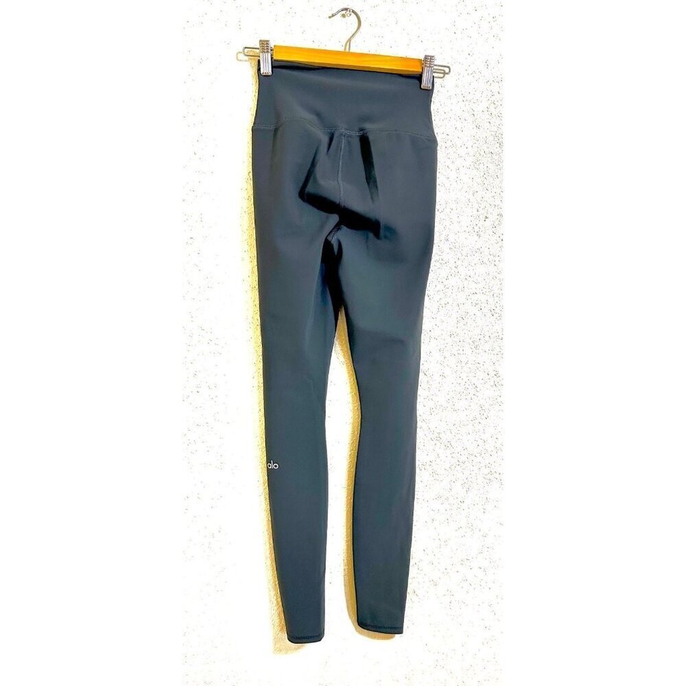 Alo Yoga Women's High Waisted Ripped Warrior Legging Size XS - Picture 6 of 9